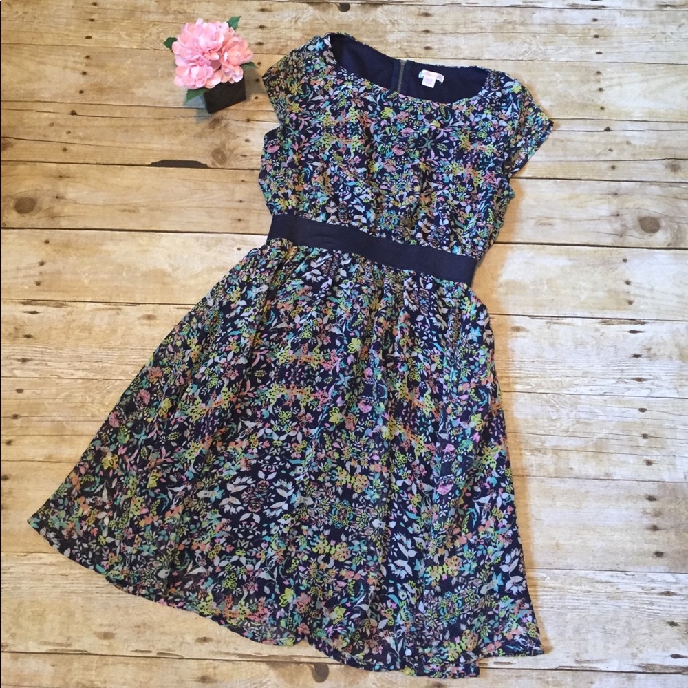 navy floral dress