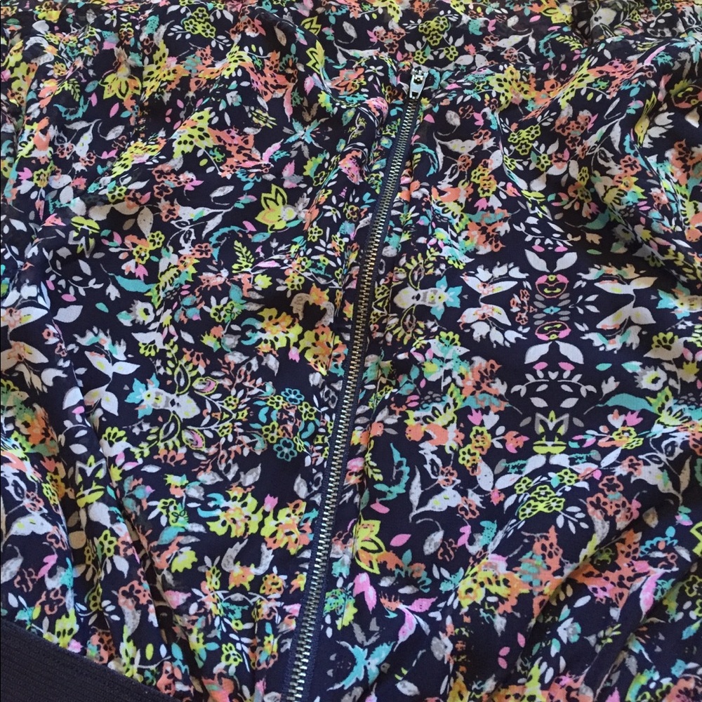navy floral dress - Picture 5 of 6