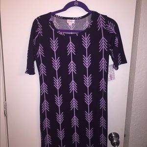 NWT Purple Arrow Print Med Julia LuLaRoe