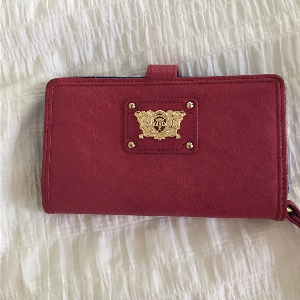 Juicy Couture Wristlet