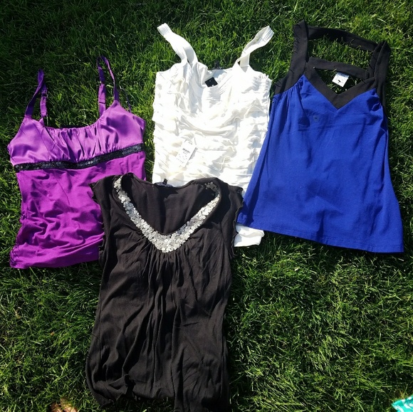 Express and Limited lot - Picture 1 of 2