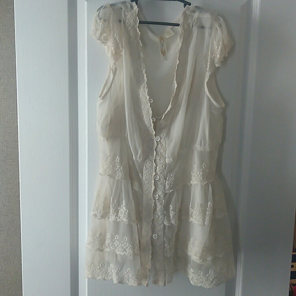 Lace shirt