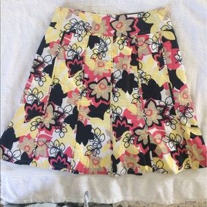 NWOT ANN TAYLOR SPRING/SUMMER SKIRT