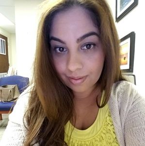 Meet your Posher, Evelyn