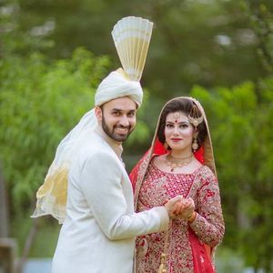 Meet your Posher, Sana