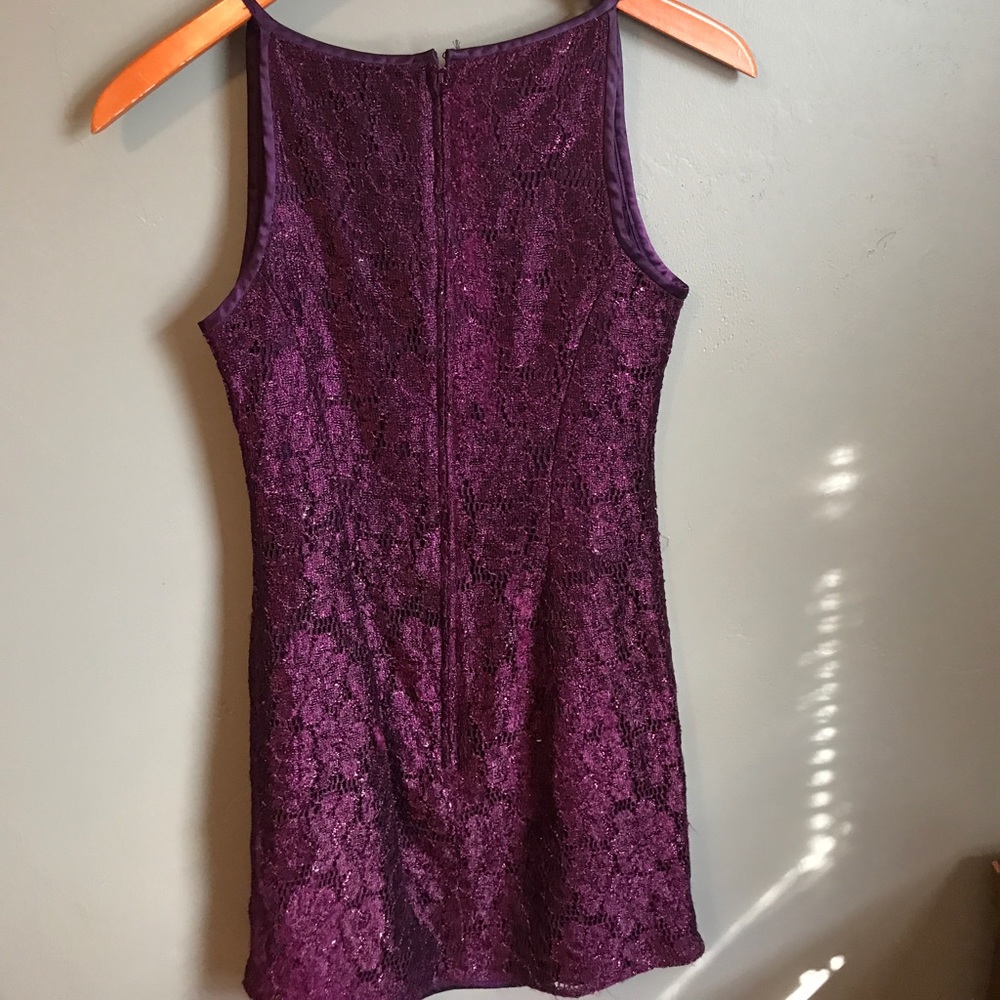 Dress - Picture 3 of 3