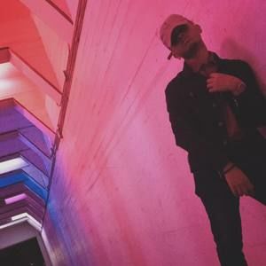 Meet your Posher, Justin