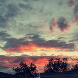 Meet your Posher, Amina