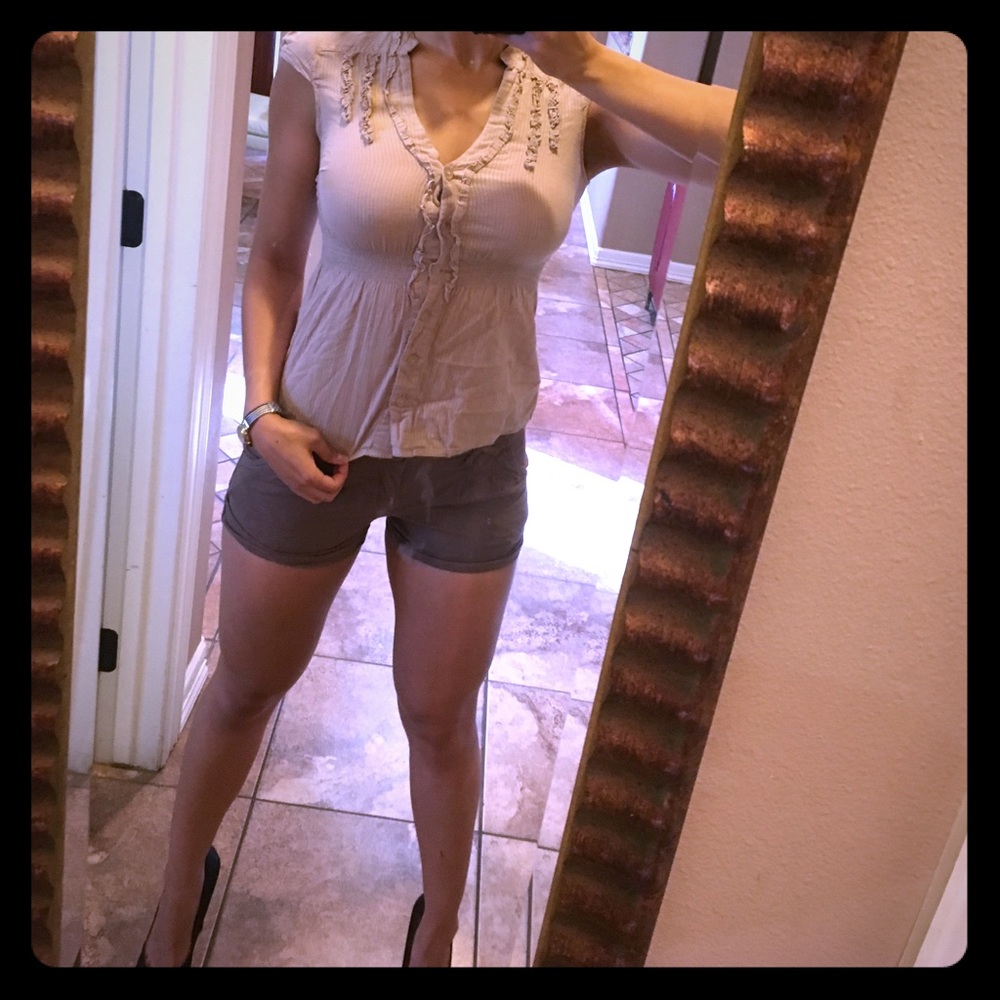 Papaya Light Brown fitted/flare top