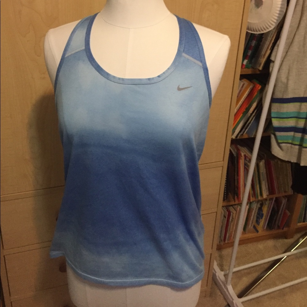 Nike tank