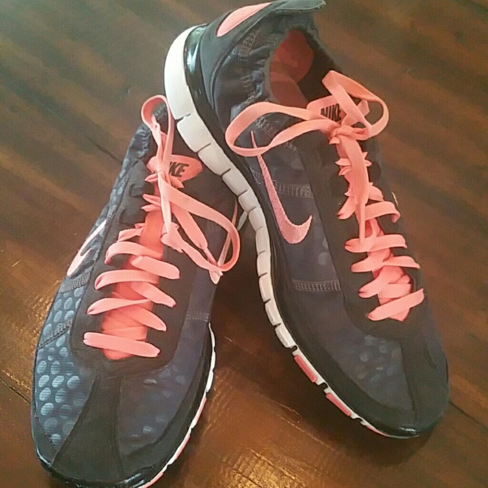 Nike lightweight  training and free twist