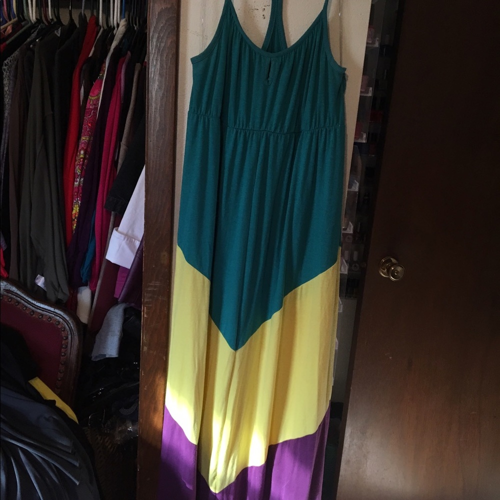 Pretty Summer 2x Maxi Dress