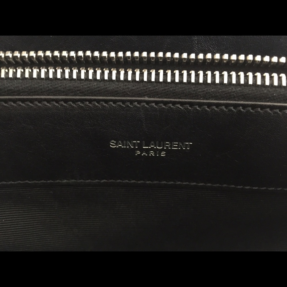 (SOLD) SAINT LAURENT CLASSIC LARGE MONOGRAMME BAG - Picture 3 of 8