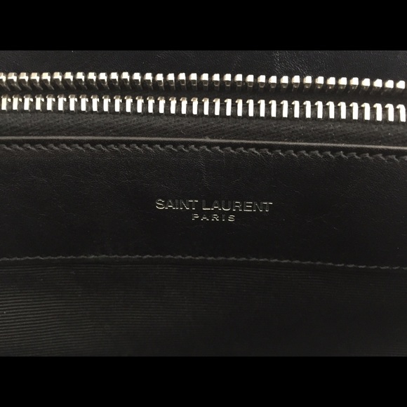 (SOLD) SAINT LAURENT CLASSIC LARGE MONOGRAMME BAG - Picture 3 of 8