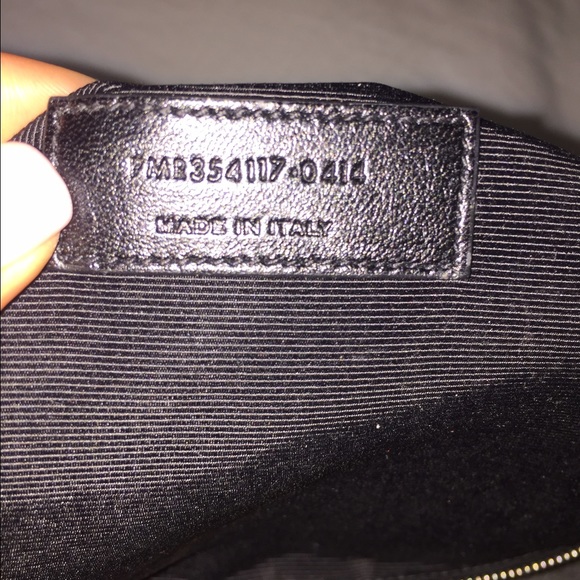 (SOLD) SAINT LAURENT CLASSIC LARGE MONOGRAMME BAG - Picture 7 of 8