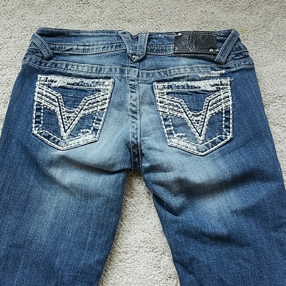 ⬇ Vigoss Capris ⬇ - Picture 3 of 5