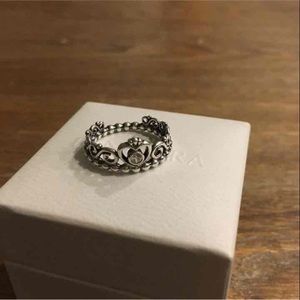 Pandora princess ring