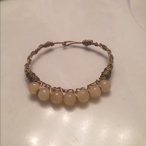 Gorgeous gold detailed bracelet