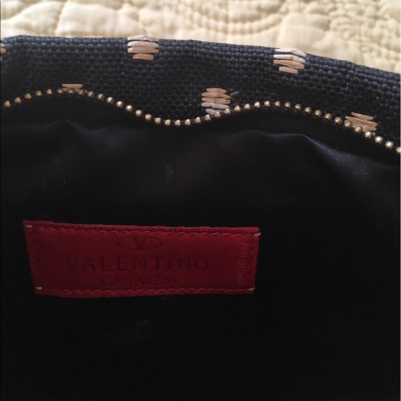 Polka-dot Valentino bow clutch - Picture 2 of 4