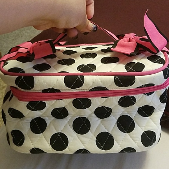 belvah Handbags - Make-up or accessories bag