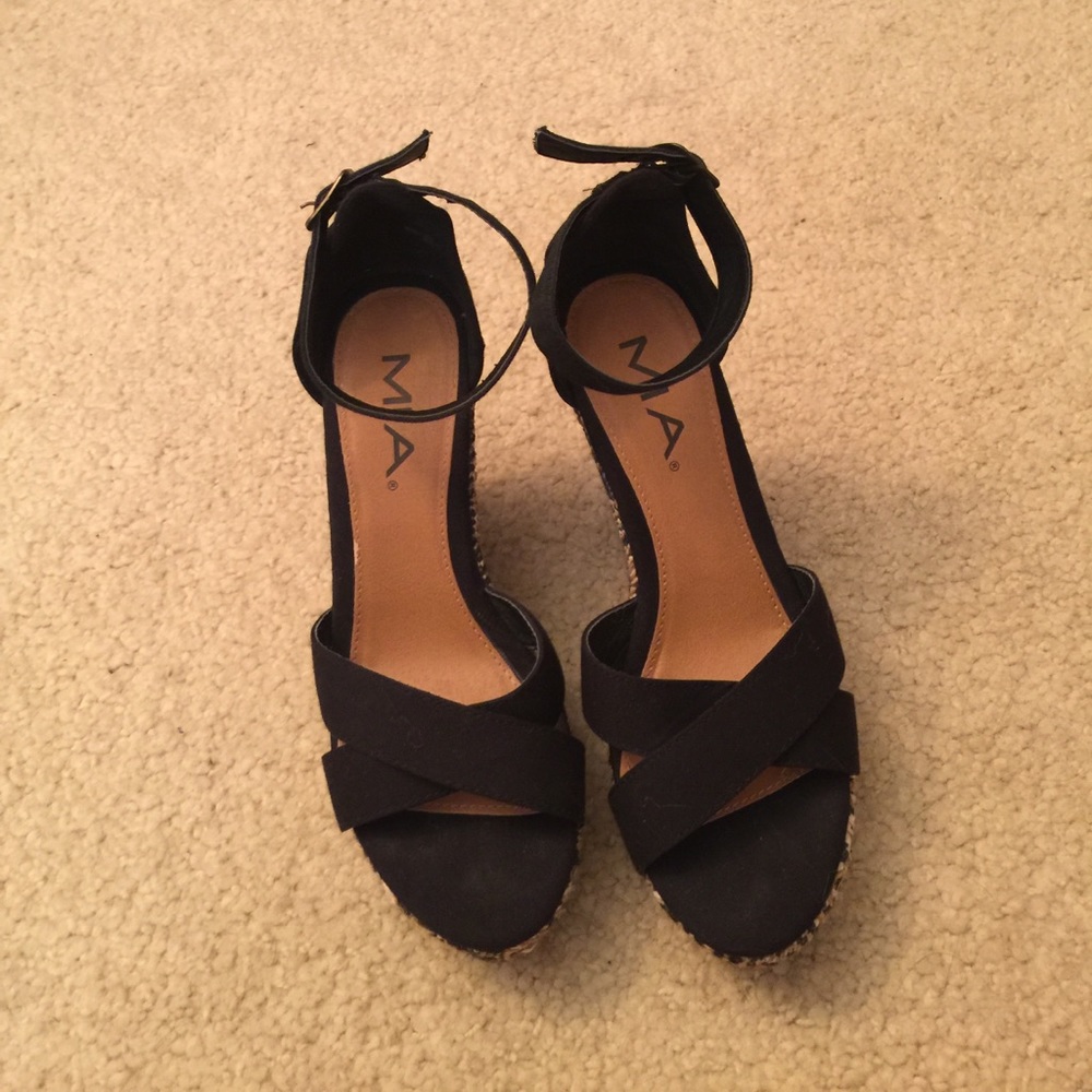 Summer wedges!!