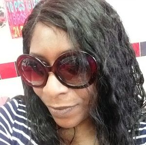 Meet your Posher, Sydni