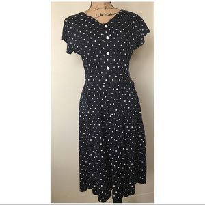 Navy blue polkadot vintage dress 👗
