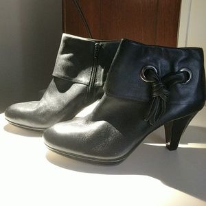 Anne Klein booties sz 8.5