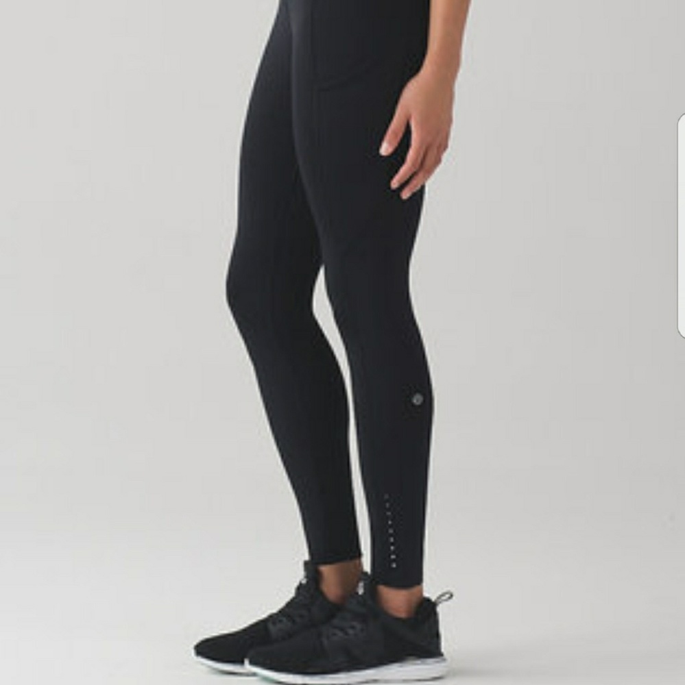 Lululemon Fast and free tight size 2
