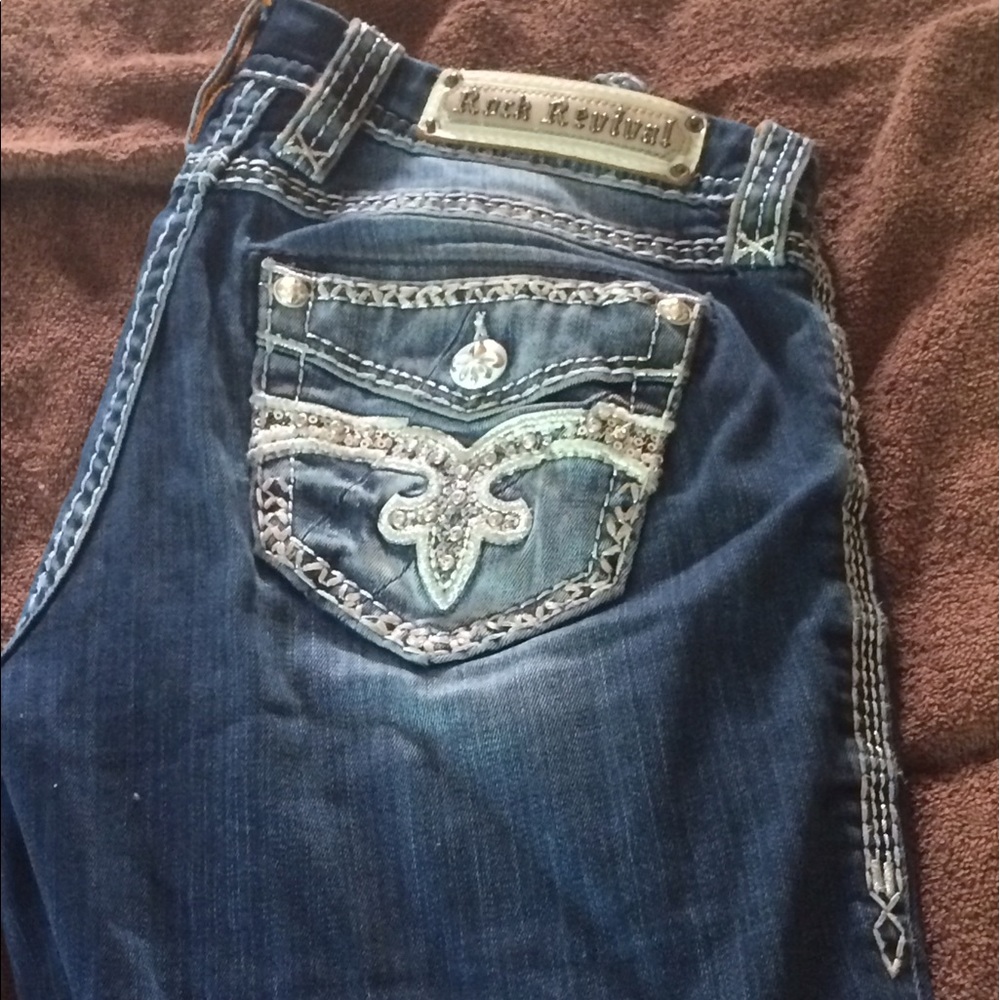 Sexy size 26 rock revival boot cut jeans.