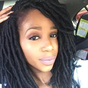 Meet your Posher, Lea