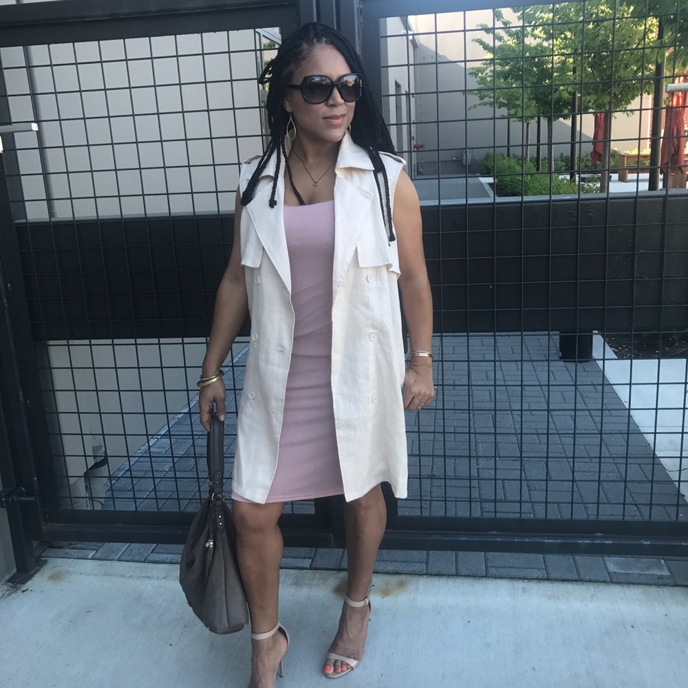 Taupe trench-style vest duster, NWT - Picture 4 of 6