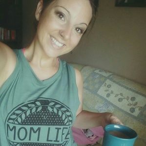 Meet your Posher, Tonya