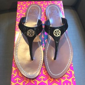 Tory Burch 'Cameron' Flat Thong sandals NEVER WORN
