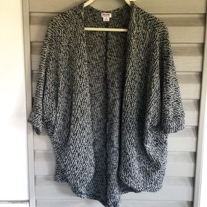 Bat winged lightweight heathered cardigan
