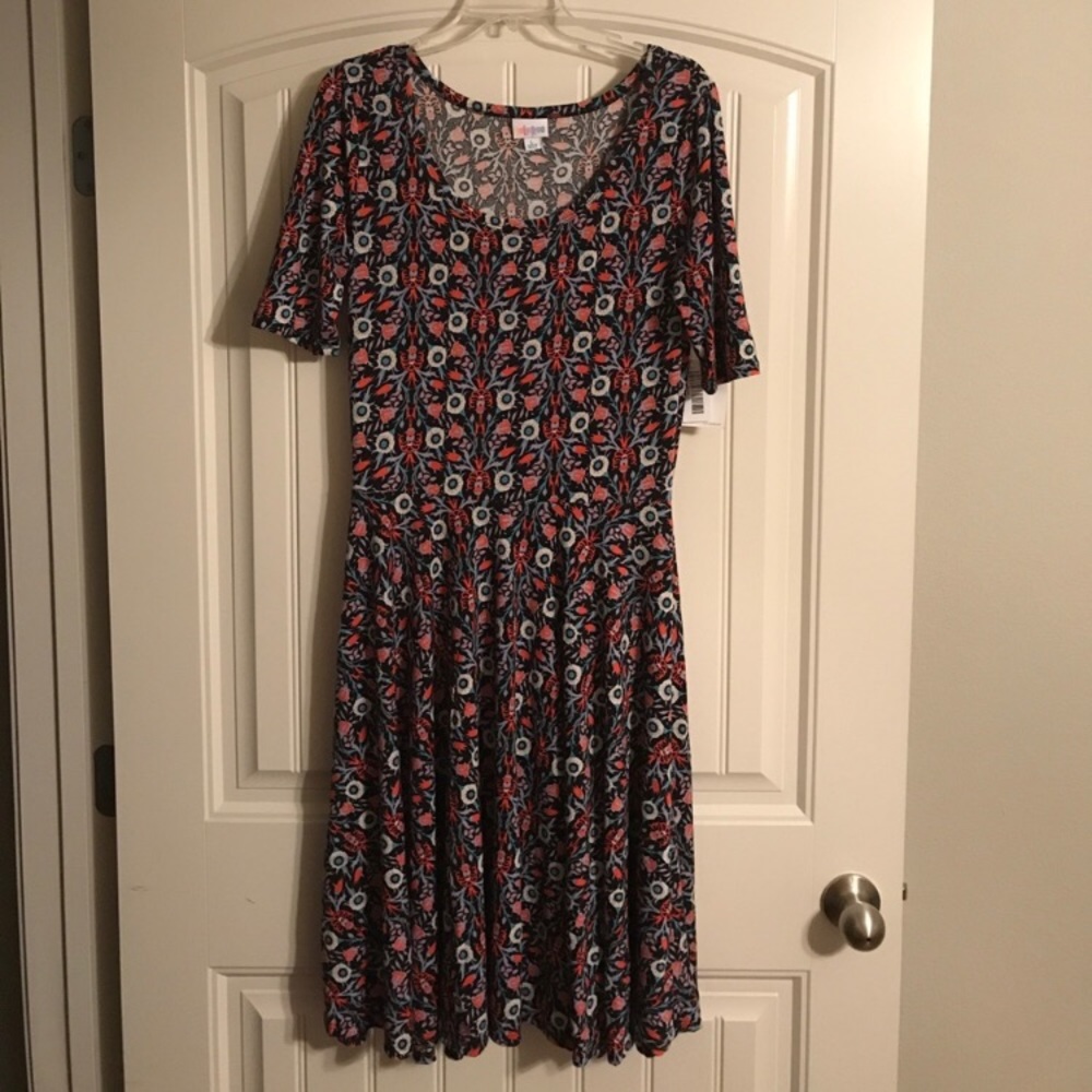 LuLaRoe Floral Nicole