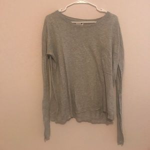 Light weight sweater