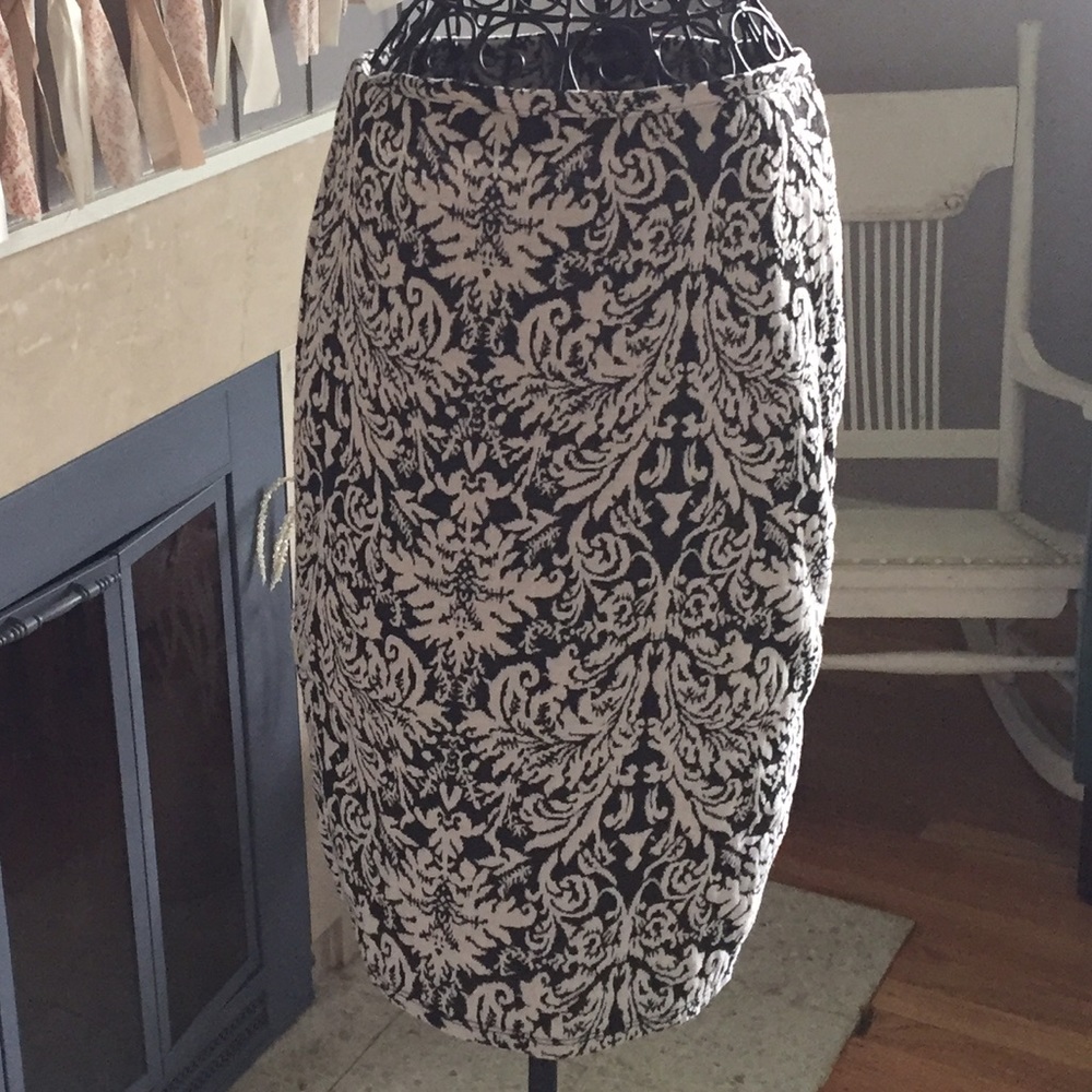 NWOT Pencil skirt