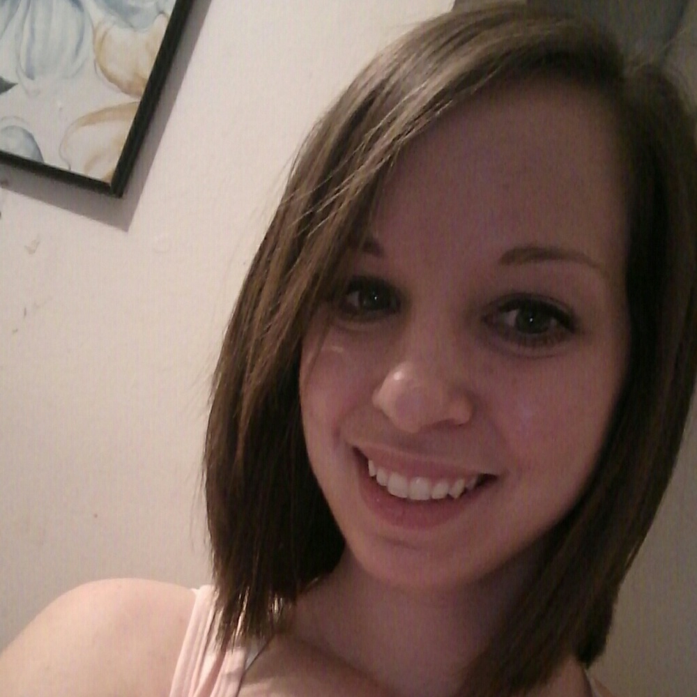 Meet your Posher, Kayla