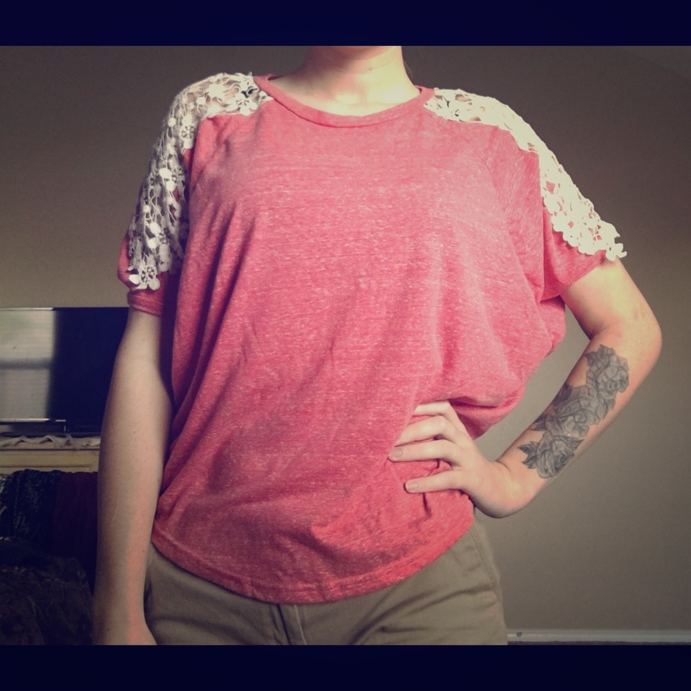 RUE 21! Adorable Shirt!♥️