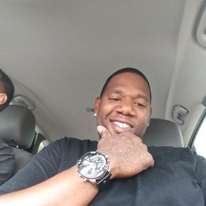 Meet your Posher, Abray