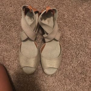 Tory Burch wedges tan and brown