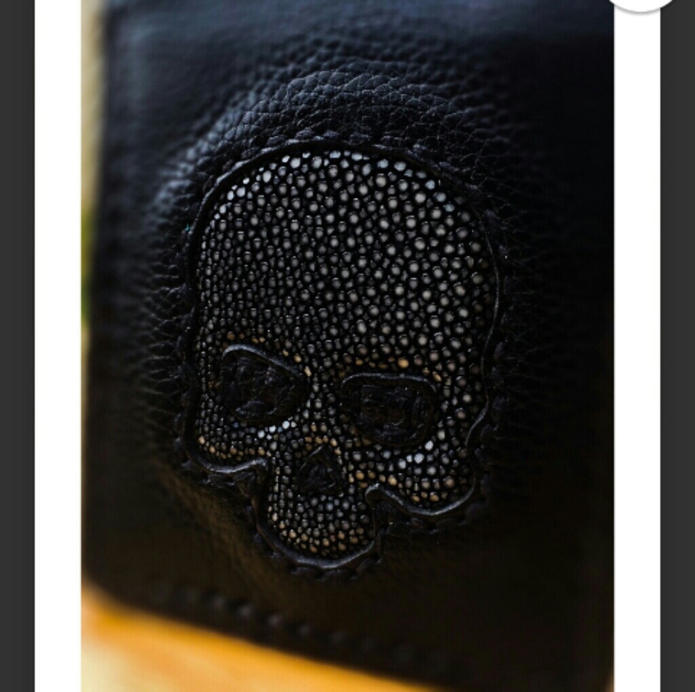 Handmade mens sting ray leather wallet