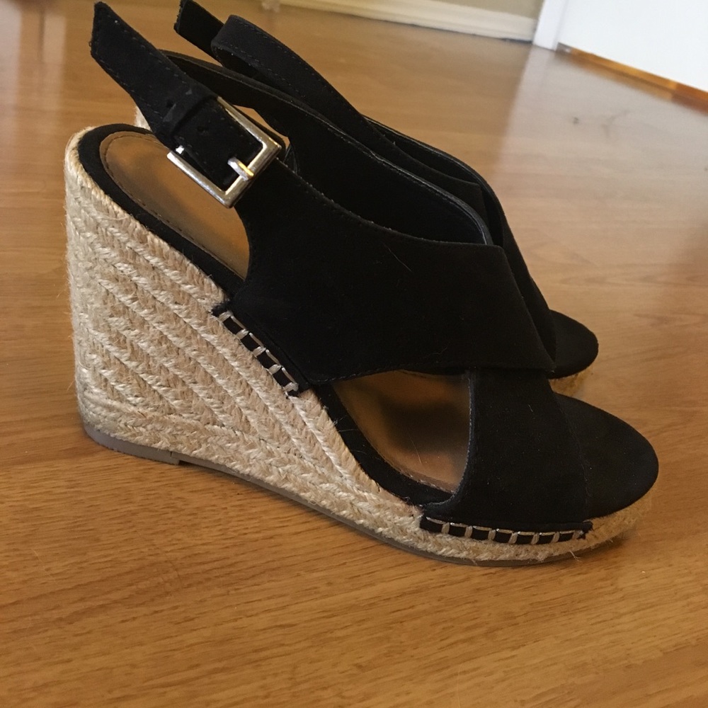 APT.9 Black Wedge Sandals Size 7