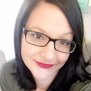 Meet your Posher, Gina