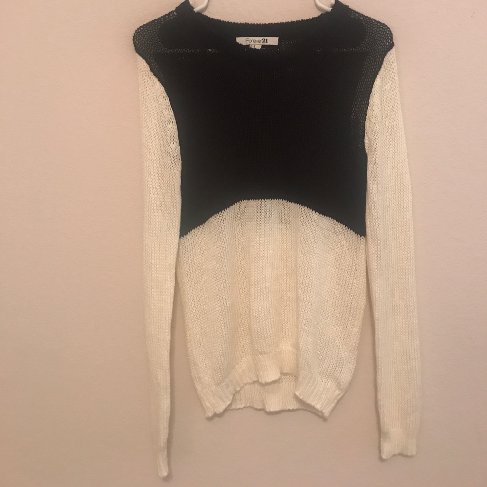 Black & white sweater