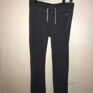Nike sweatpants xs
