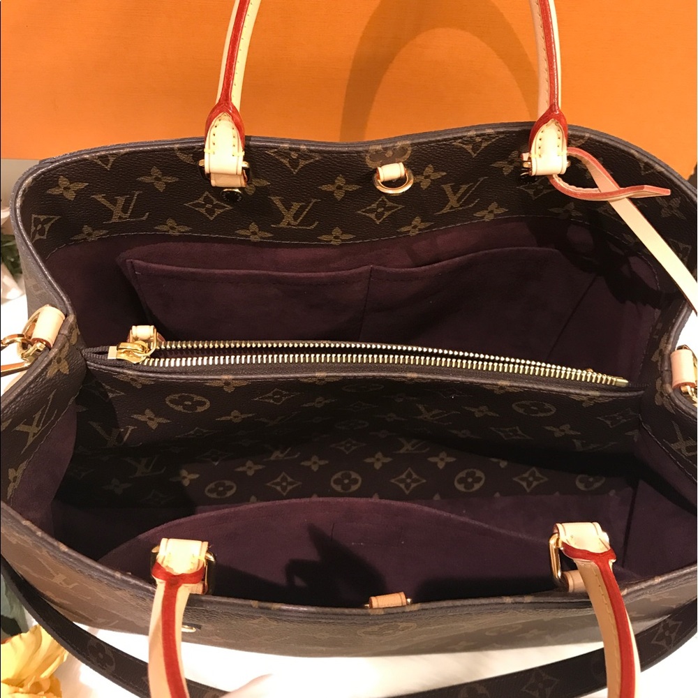 ❌❌SOLD❌❌Authentic Montaigne GM - Picture 4 of 8
