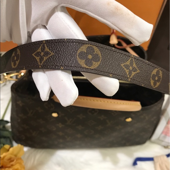 ❌❌SOLD❌❌Authentic Montaigne GM - Picture 6 of 8