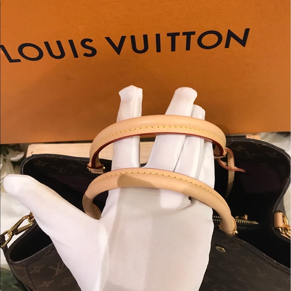 ❌❌SOLD❌❌Authentic Montaigne GM - Picture 7 of 8